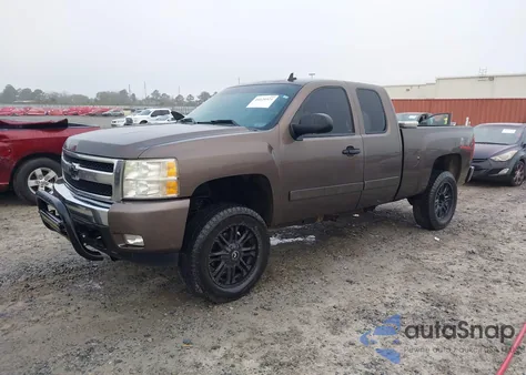 2007 Chevrolet Silverado 1500 Lt1 z USA, uszkodzony, nr VIN 1GCEK19047Z552762